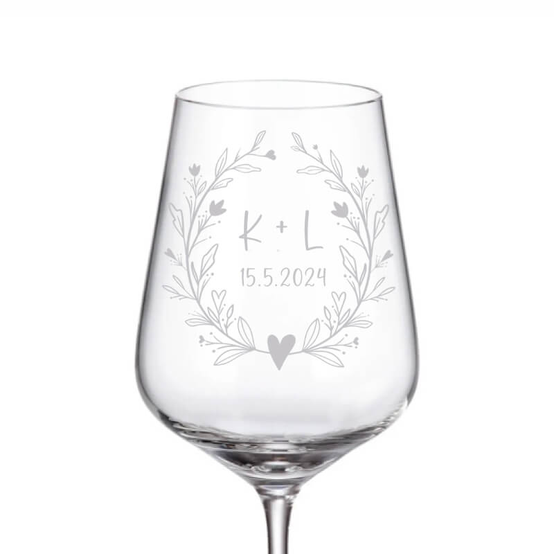 Svatební sklenička na víno Květinový monogram